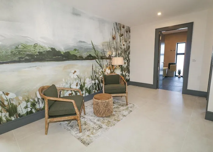 Atlantic Sea Breeze 펜션 팔카라